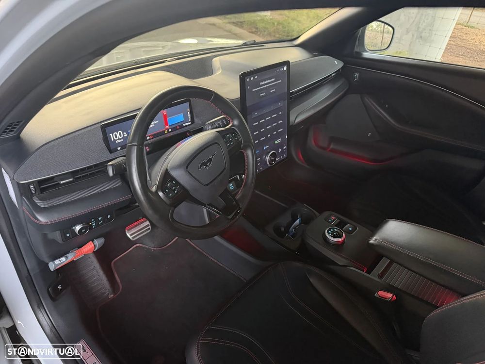 Ford Mustang Mach-E Standard AWD - 15