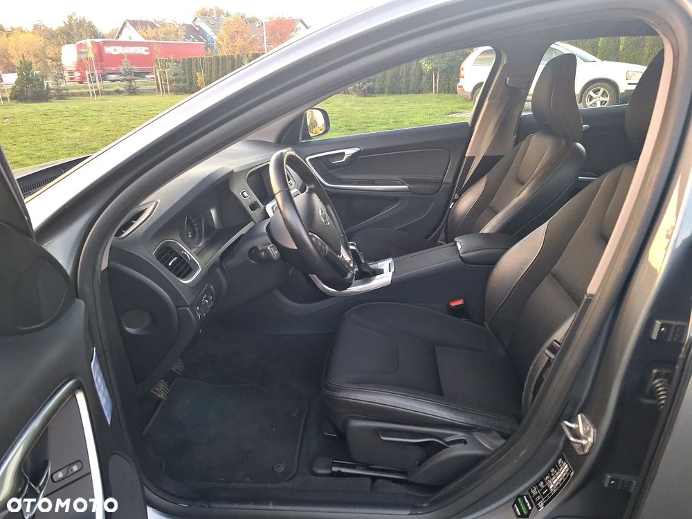 Volvo V60 - 17