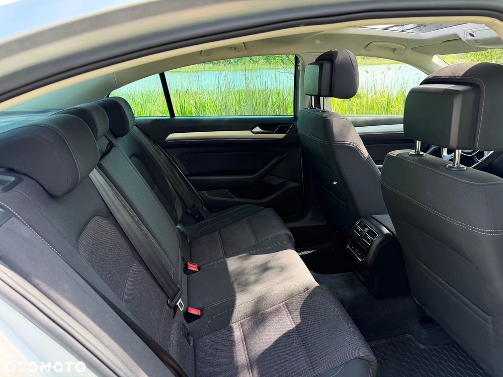 Volkswagen Passat 1.4 TSI ACT (BlueMotion Technology) Highline - 10