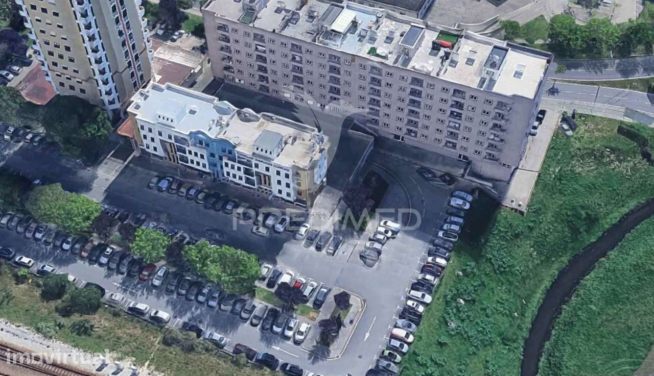 Loja com 180 m no centro de Aveiro - Grande imagem: 3/14