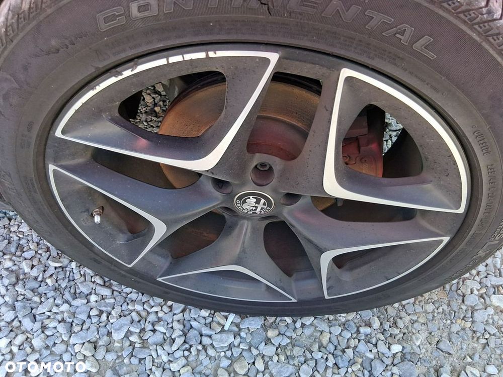 Alfa Romeo Stelvio 2.0 Turbo TI Q4 - 15