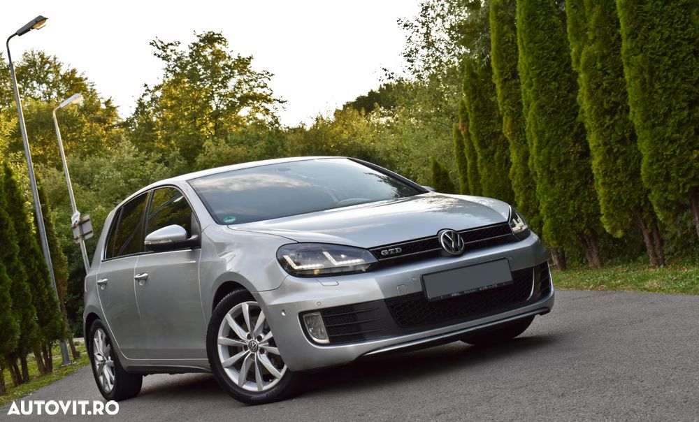 Volkswagen Golf 2.0 TDI DPF GTD - 10