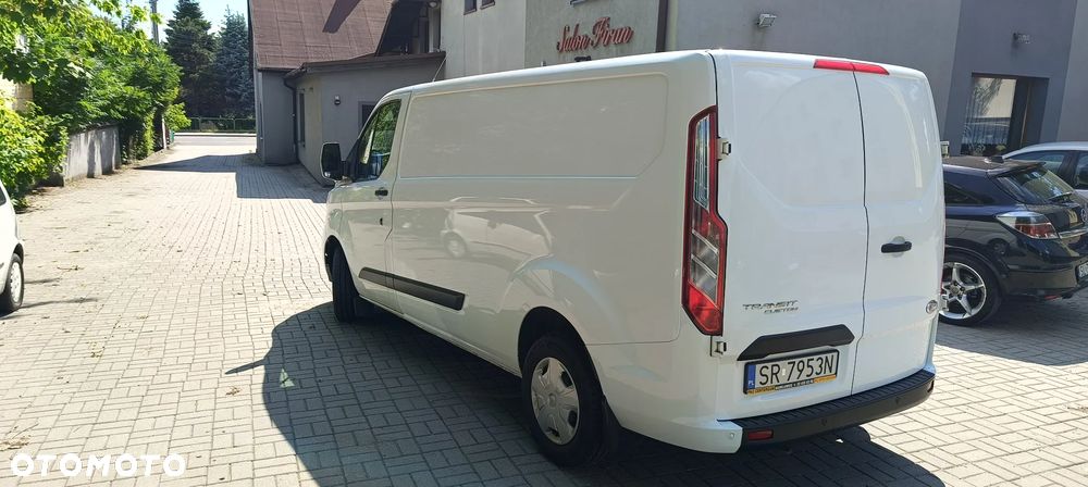 Ford Custom - 7