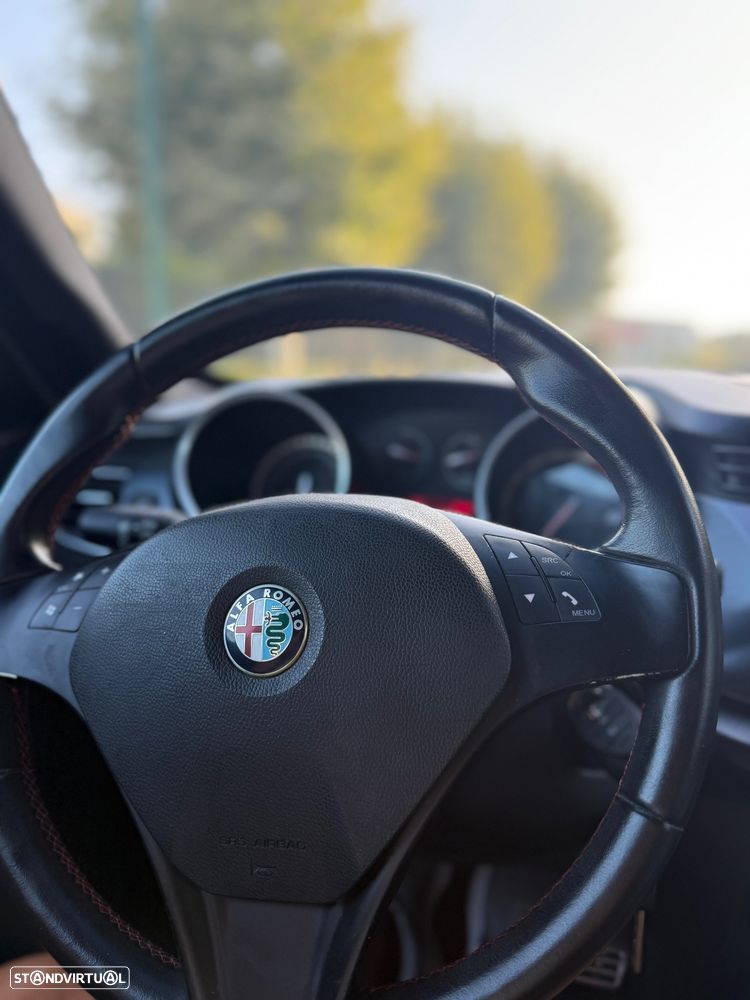 Alfa Romeo Giulietta - 13