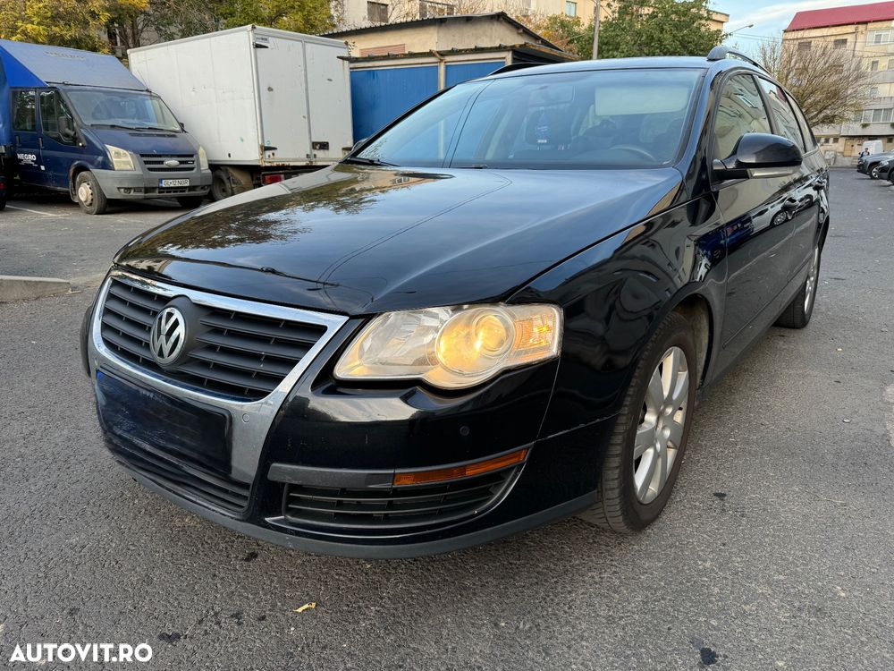 Volkswagen Passat 2.0 TDI DPF DSG Trendline - 1