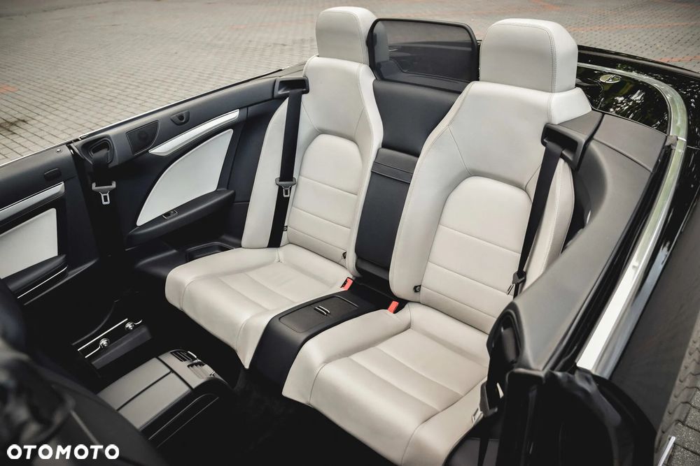 Mercedes-Benz Klasa E 220 CDI DPF BlueEFFICIENCY Automatik Avantgarde - 34