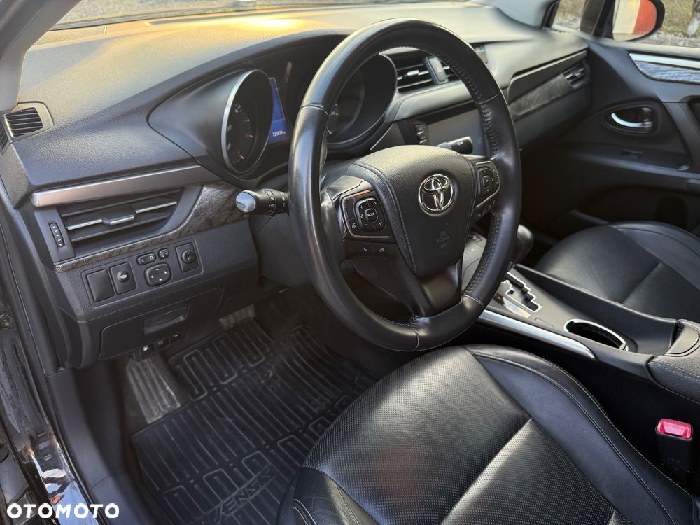 Toyota Avensis 2.0 Premium MS - 14