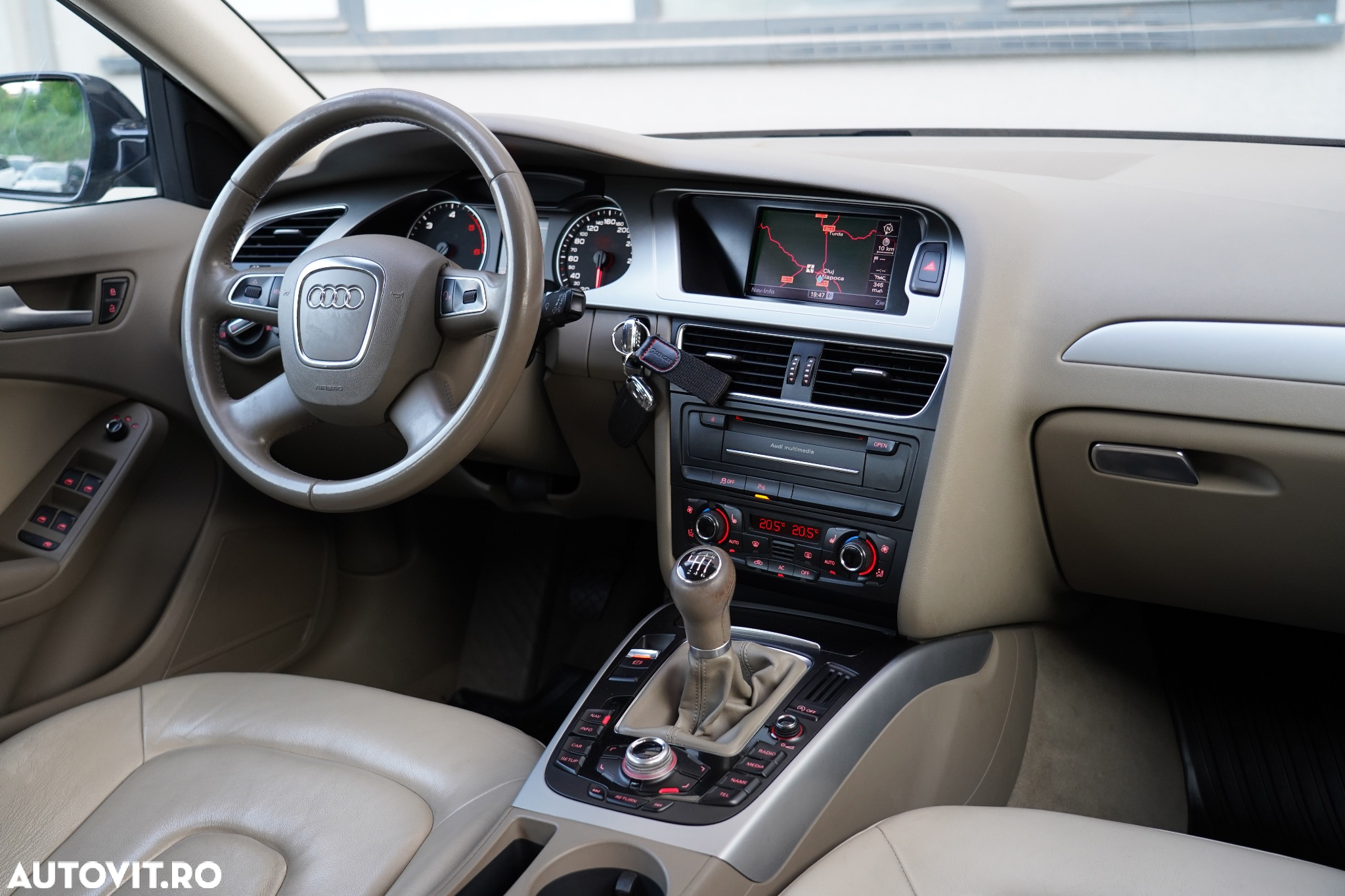 Audi A4 2.0 TDI Avant - 8