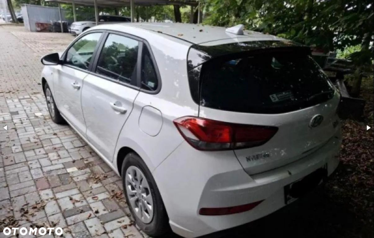 Hyundai i30 1.6 D Classic + - 1