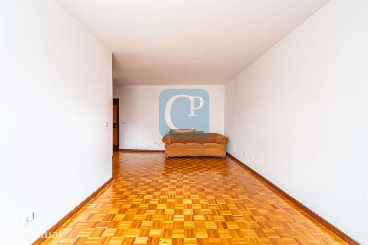 Apartamento T1 na Areosa, Rio Tinto, Gondomar - Grande imagem: 4/15