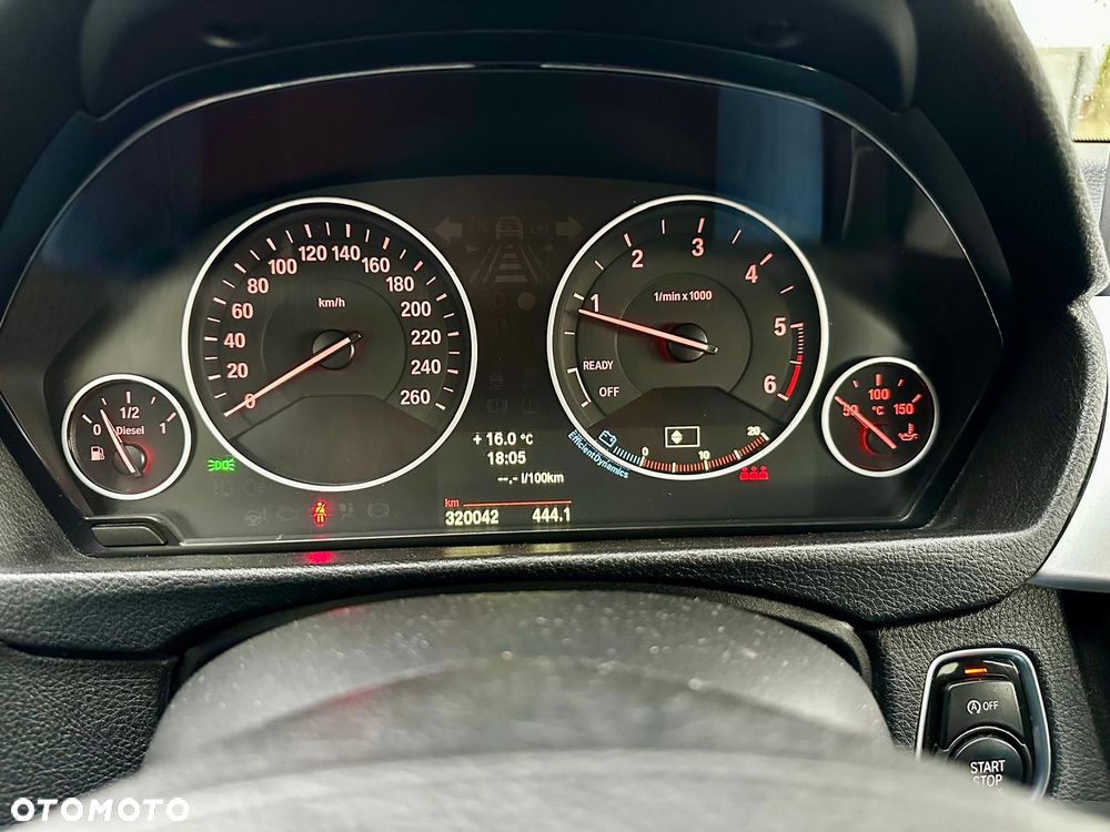 BMW Seria 3 318d DPF - 12