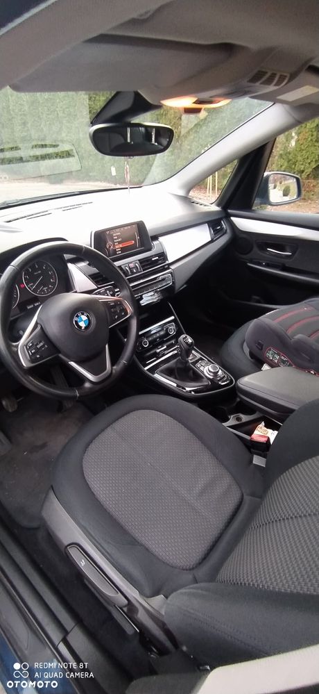 BMW Seria 2 218d - 8