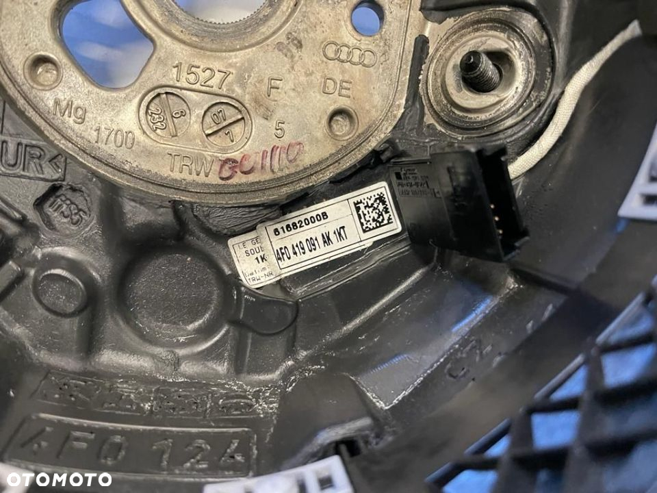 AUDI A6 C6 KIEROWNICA SKÓRA ŁOPATKI 4F0419091AK - 5