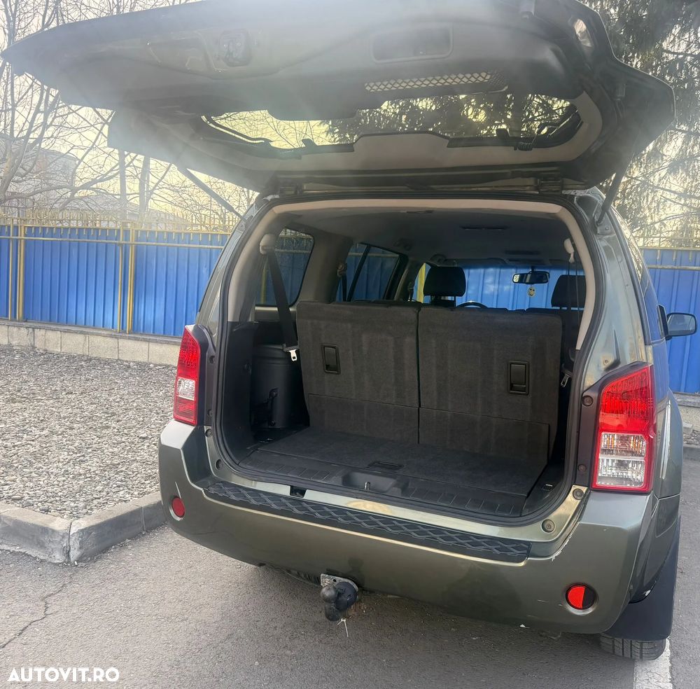 Nissan Pathfinder - 7
