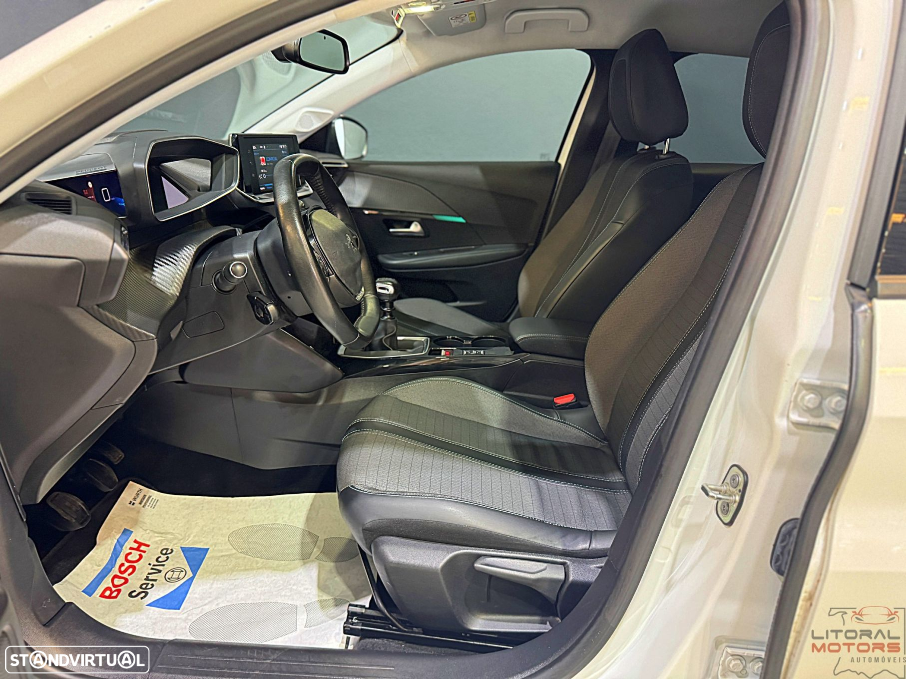 Peugeot 208 1.2 PureTech Allure - 14