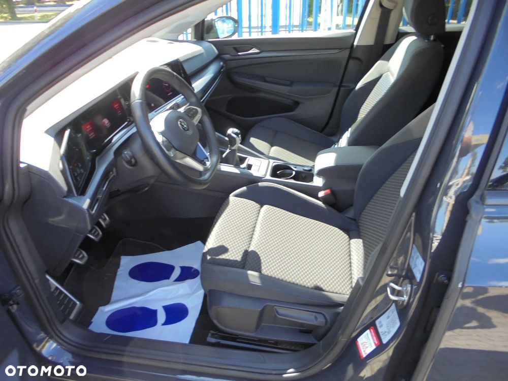 Volkswagen Golf 1.5 TSI OPF Style - 32