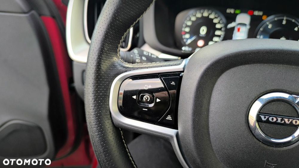 Volvo XC 60 D3 R-Design - 23