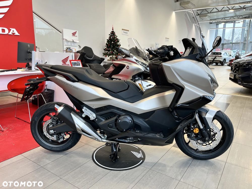 Honda NSS - 2