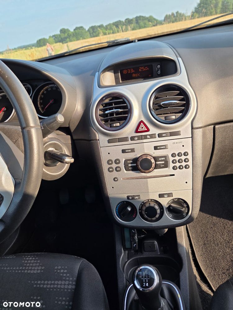 Opel Corsa 1.3 CDTI Enjoy S&S ecoFLEX - 10