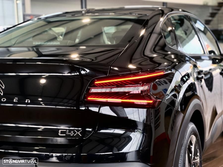 Citroën C4 X 1.2 PureTech Plus EAT8 - 7