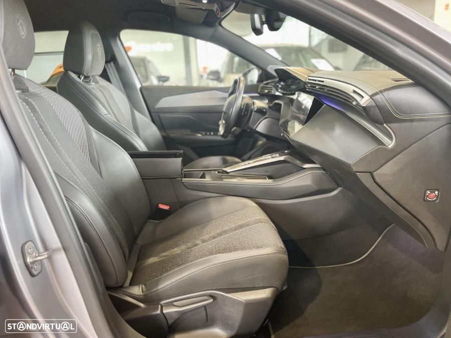 Peugeot 308 1.6 Hybrid GT Pack e-EAT8 - 31