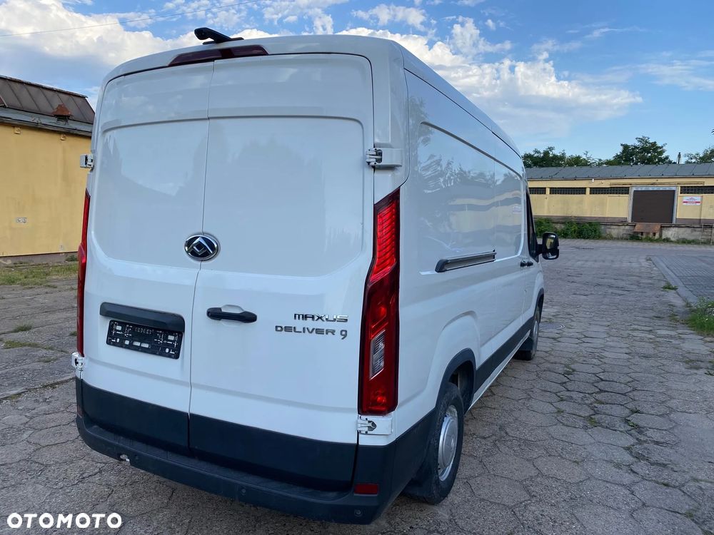 Maxus Deliver 9 - 29