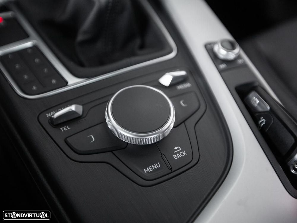 Audi A4 2.0 TDI - 21