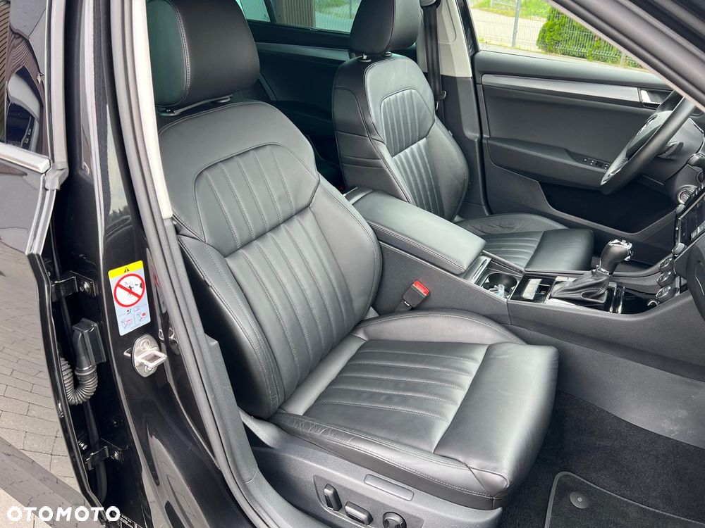 Skoda Superb 2.0 TDI 4x4 Style DSG - 29