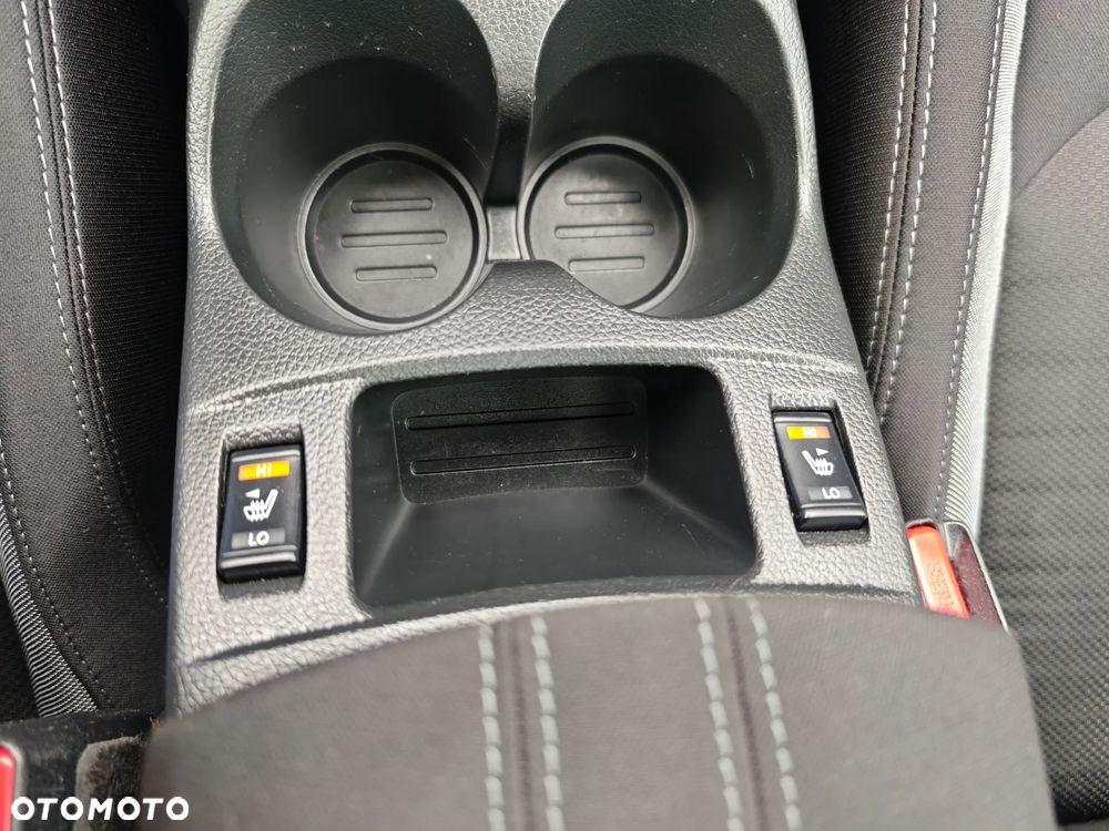 Nissan Qashqai 1.6 DIG-T Tekna - 34