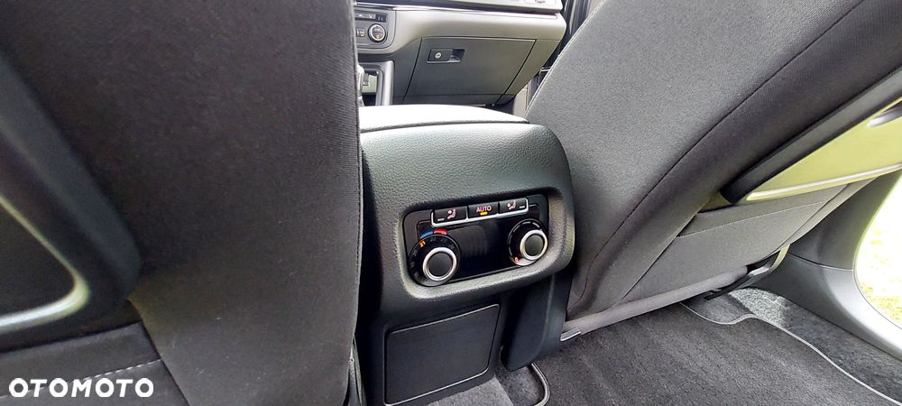Seat Alhambra 1.4 TSI Reference - 17