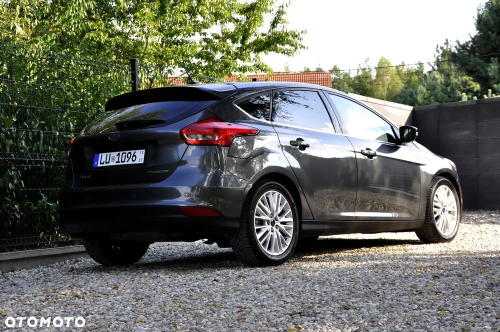 Ford Focus - 13