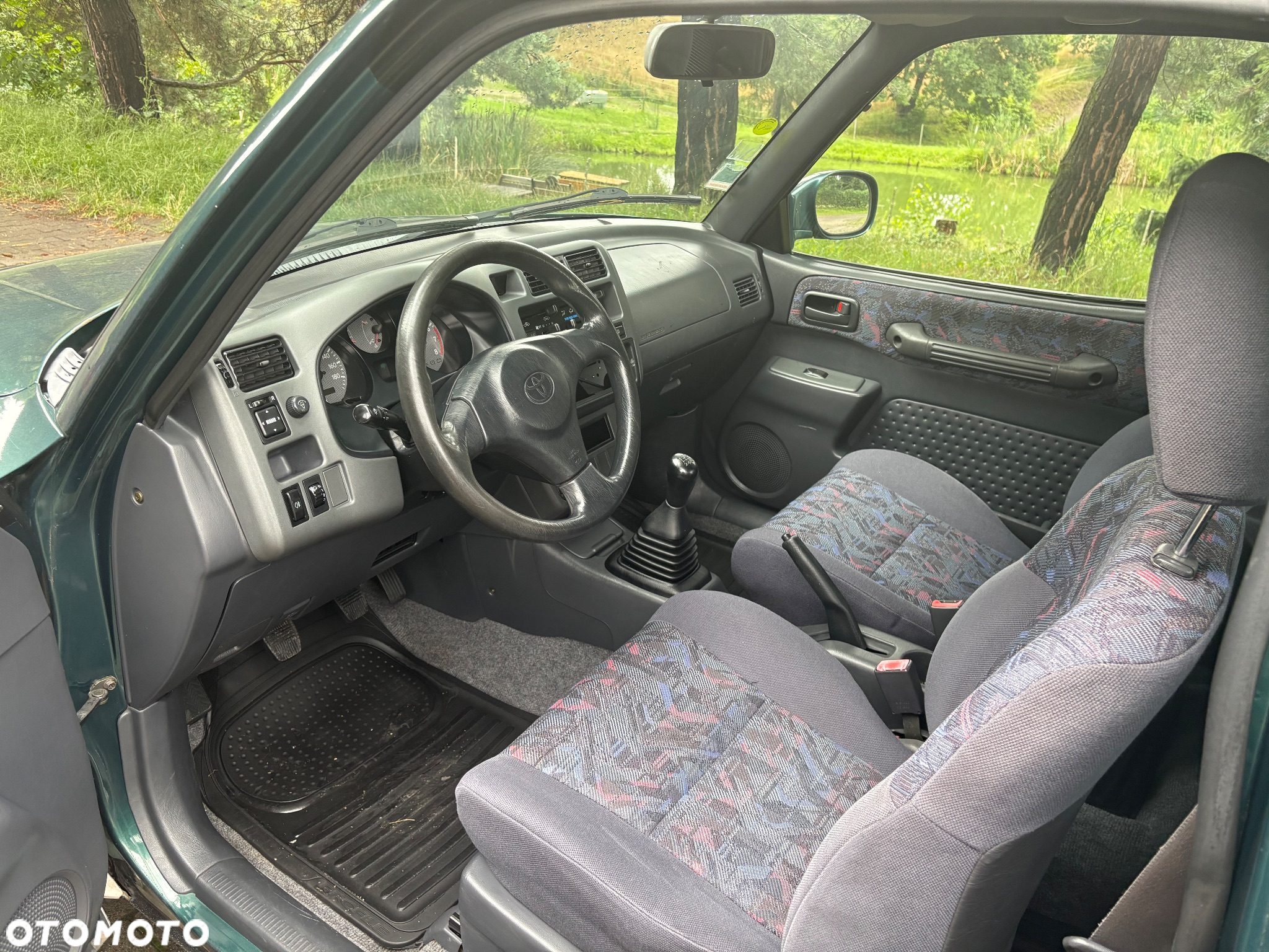 Toyota RAV4 2.0 Special - 6