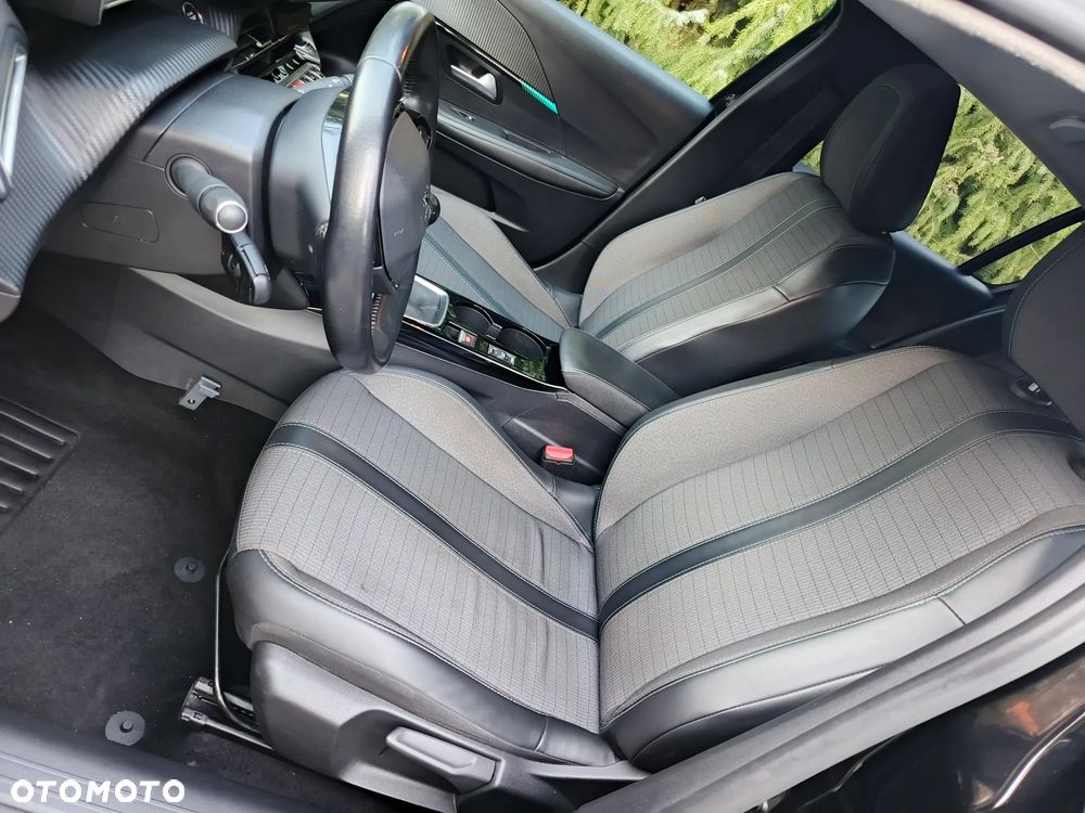 Peugeot 208 1.2 PureTech Allure S&S - 6