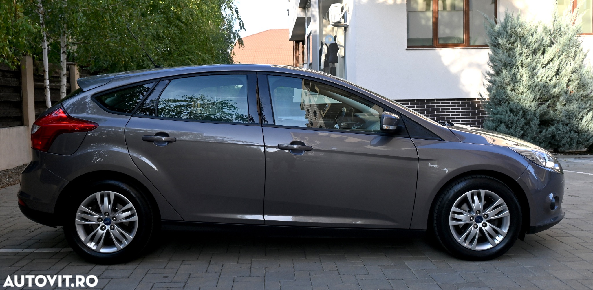 Ford Focus - 11