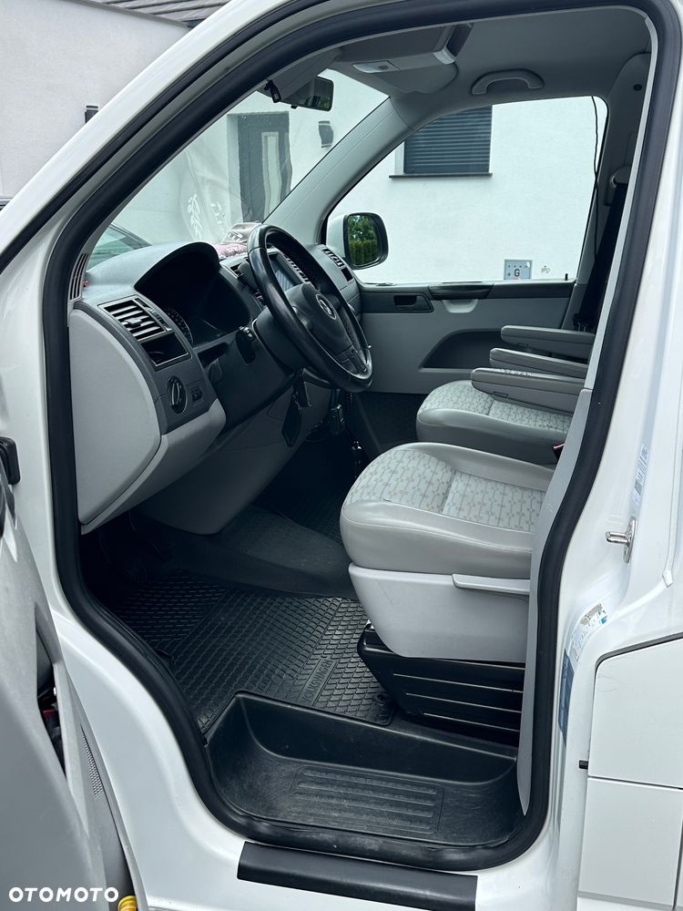 Volkswagen Transporter - 16