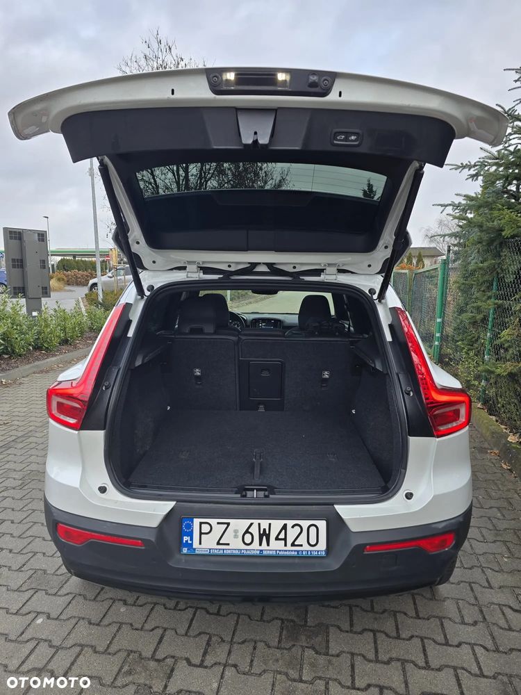 Volvo XC 40 T5 AWD R-Design - 11