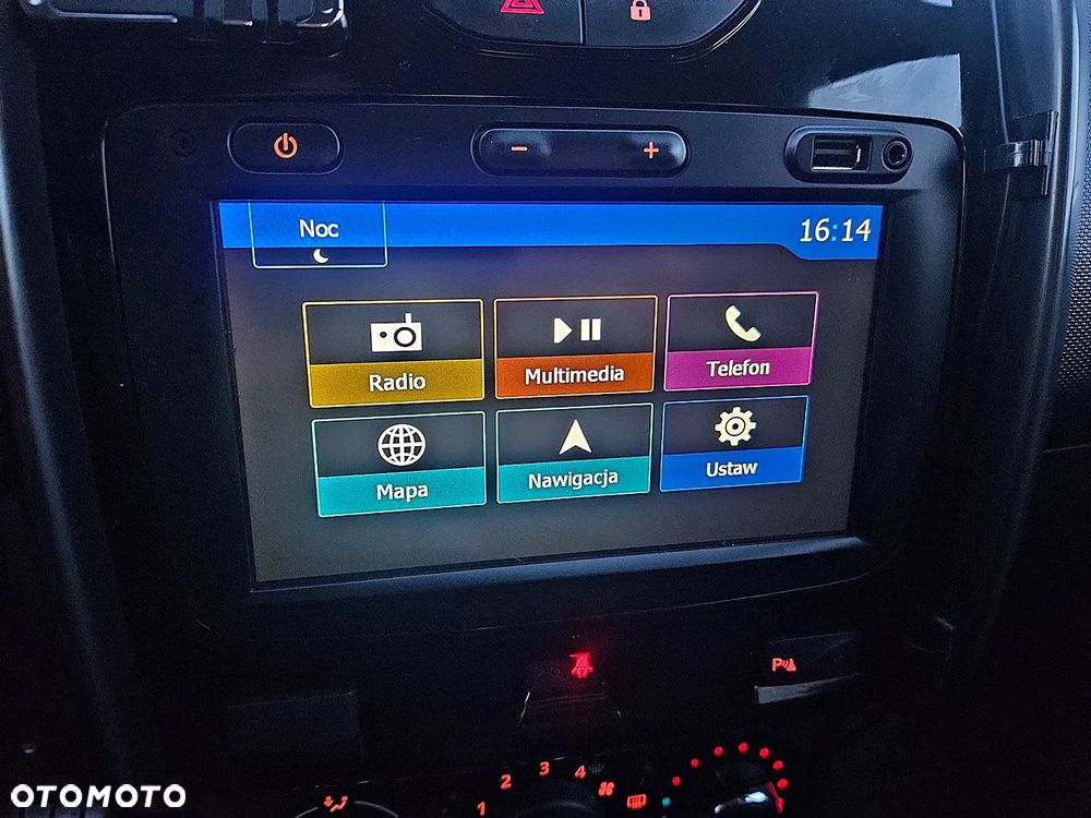 Dacia Duster 1.6 SCe Urban Explorer S&S - 18