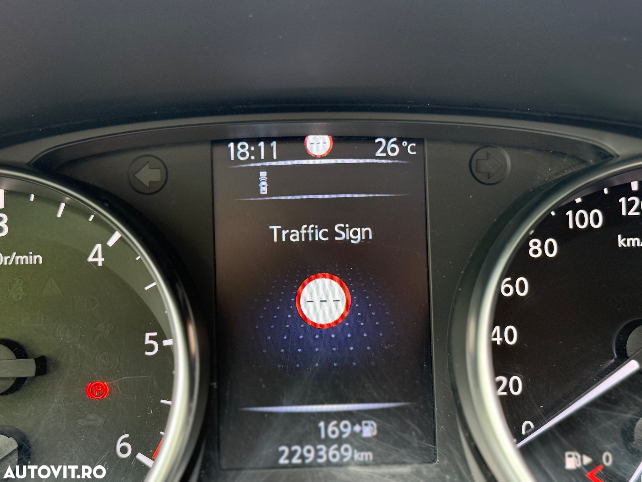 Nissan Qashqai 1.5 DCI Start/Stop Tekna - 22