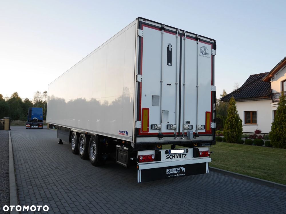 Schmitz Cargobull Thermo King SLXi 300 - 11