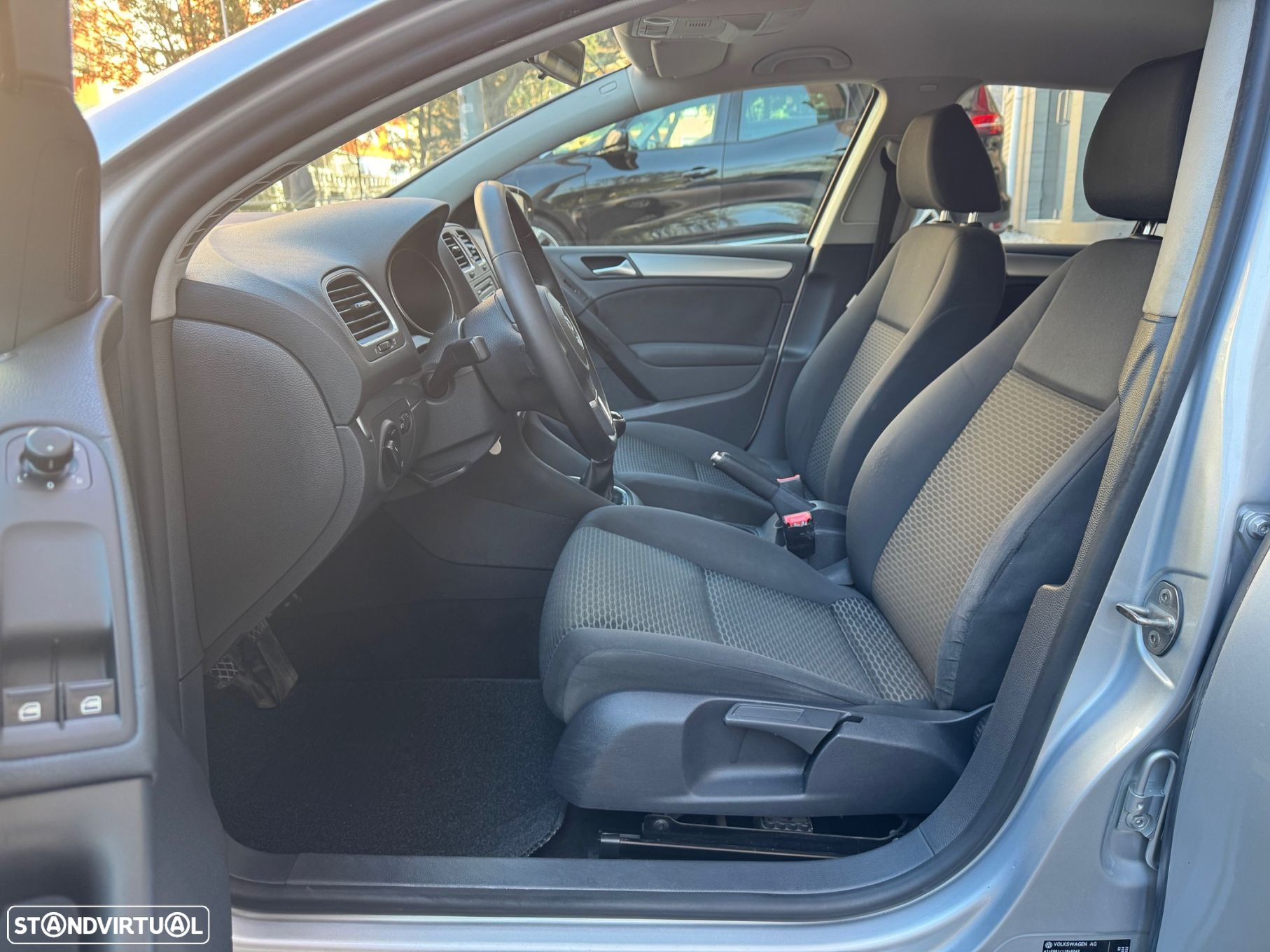 VW Golf 1.6 TDi Trendline - 9