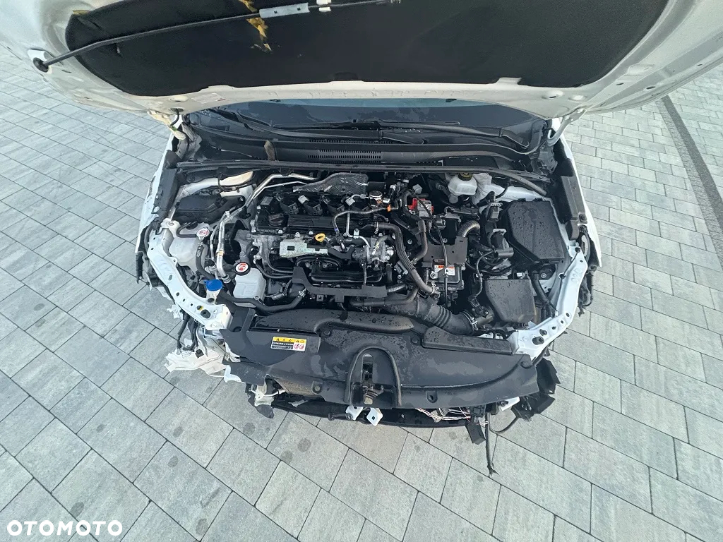 Toyota Corolla - 13