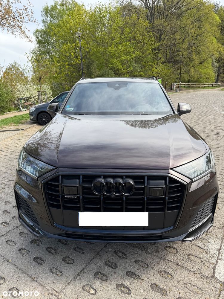 Audi Q7 - 1