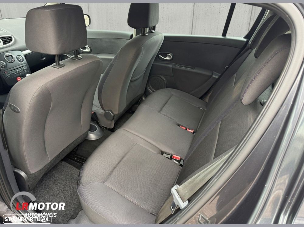 Renault Clio 1.5 dCi Dynamique S - 6