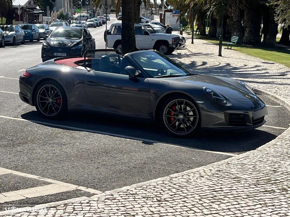 Porsche 911 Série F - 2