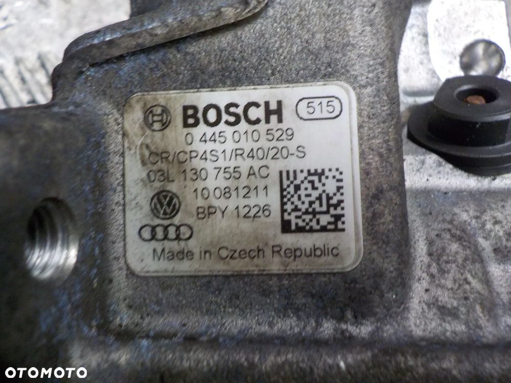 AUDI A4 B8 2.0 TDI POMPA WTRYSKOWA 03L130755AC - 2