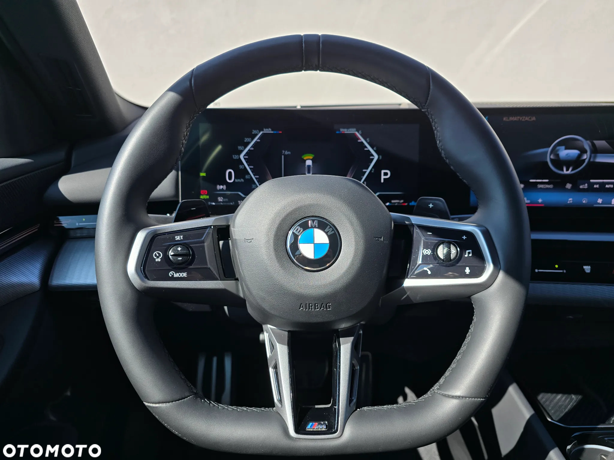 BMW Seria 5 520d xDrive - 18