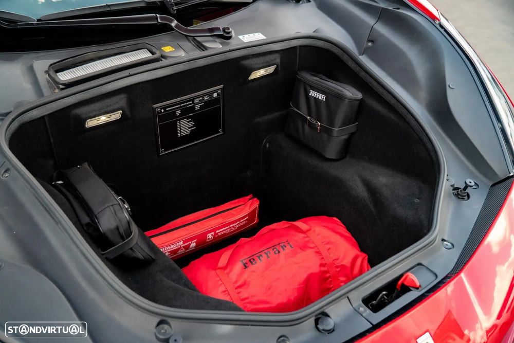 Ferrari 488 GTB Spider - 31