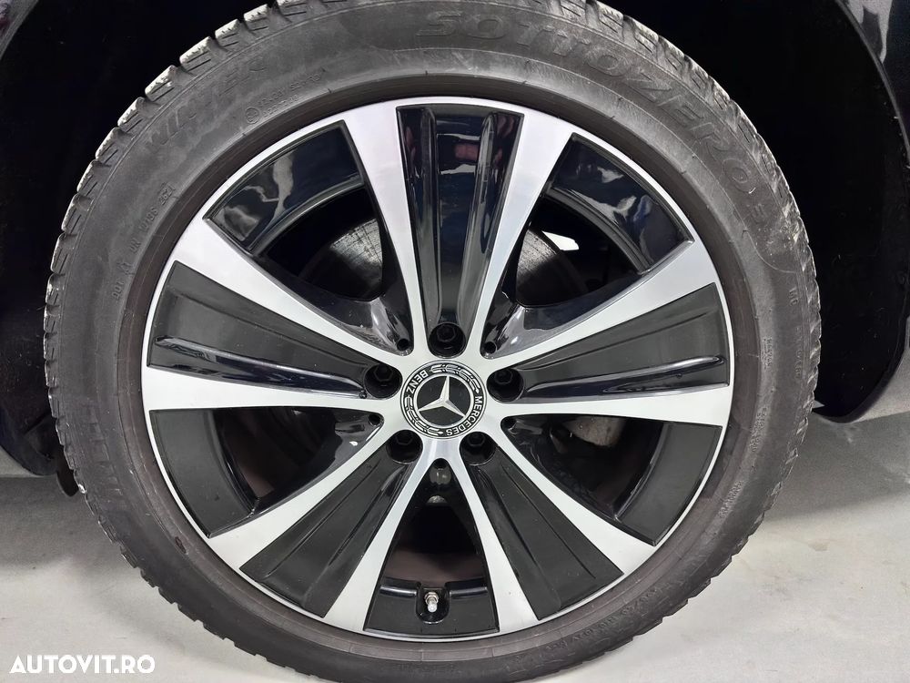 Mercedes-Benz E 300 de 4Matic 9G-TRONIC Avantgarde - 9