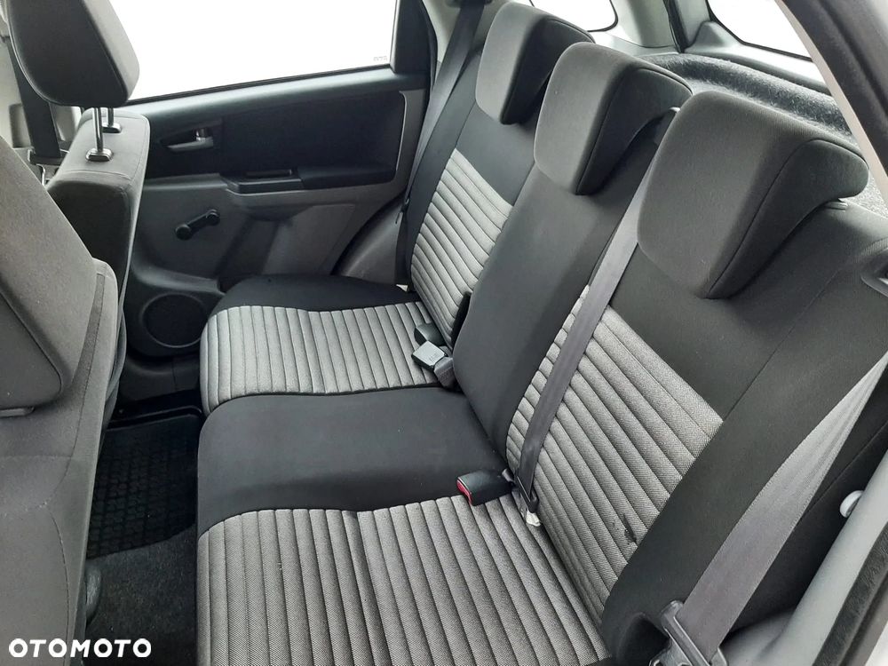 Suzuki SX4 1.6 Comfort Plus 4WD - 29