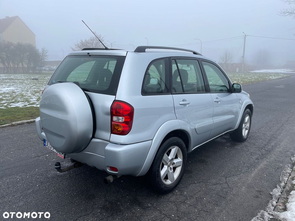 Toyota RAV4 D-4D 4x4 Sol - 7